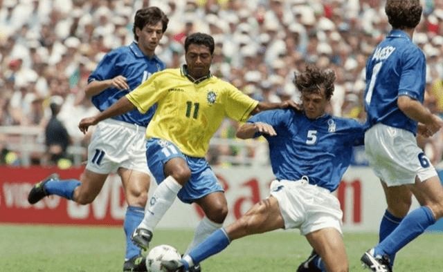 和坚定的比 和坚定的比