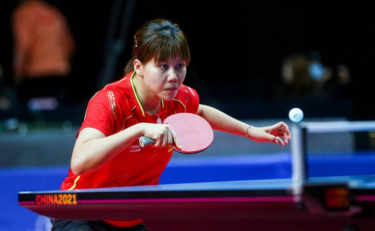 面型中场 面型中场